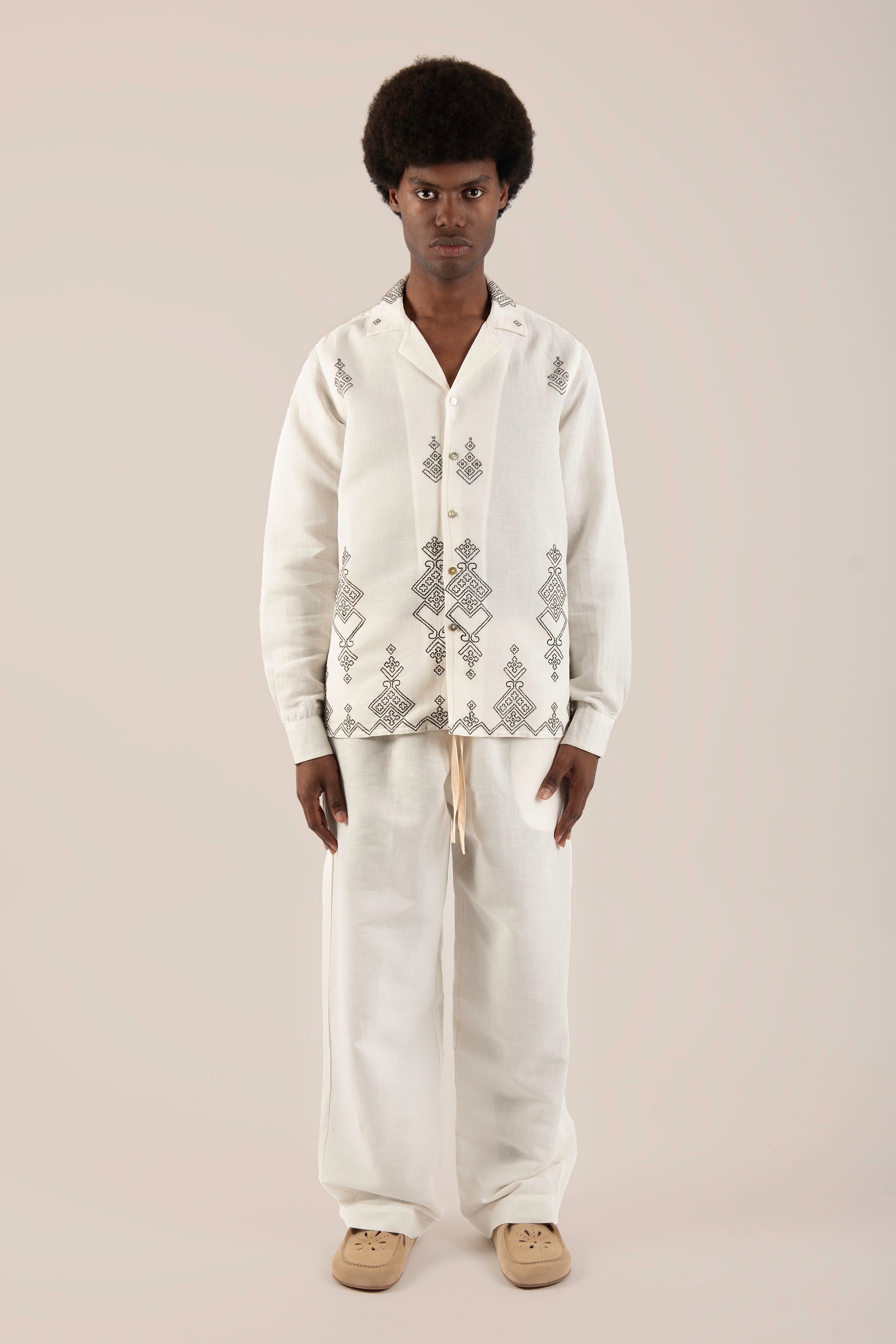 Camicia in 100% Lino con Ricamo Sindhi