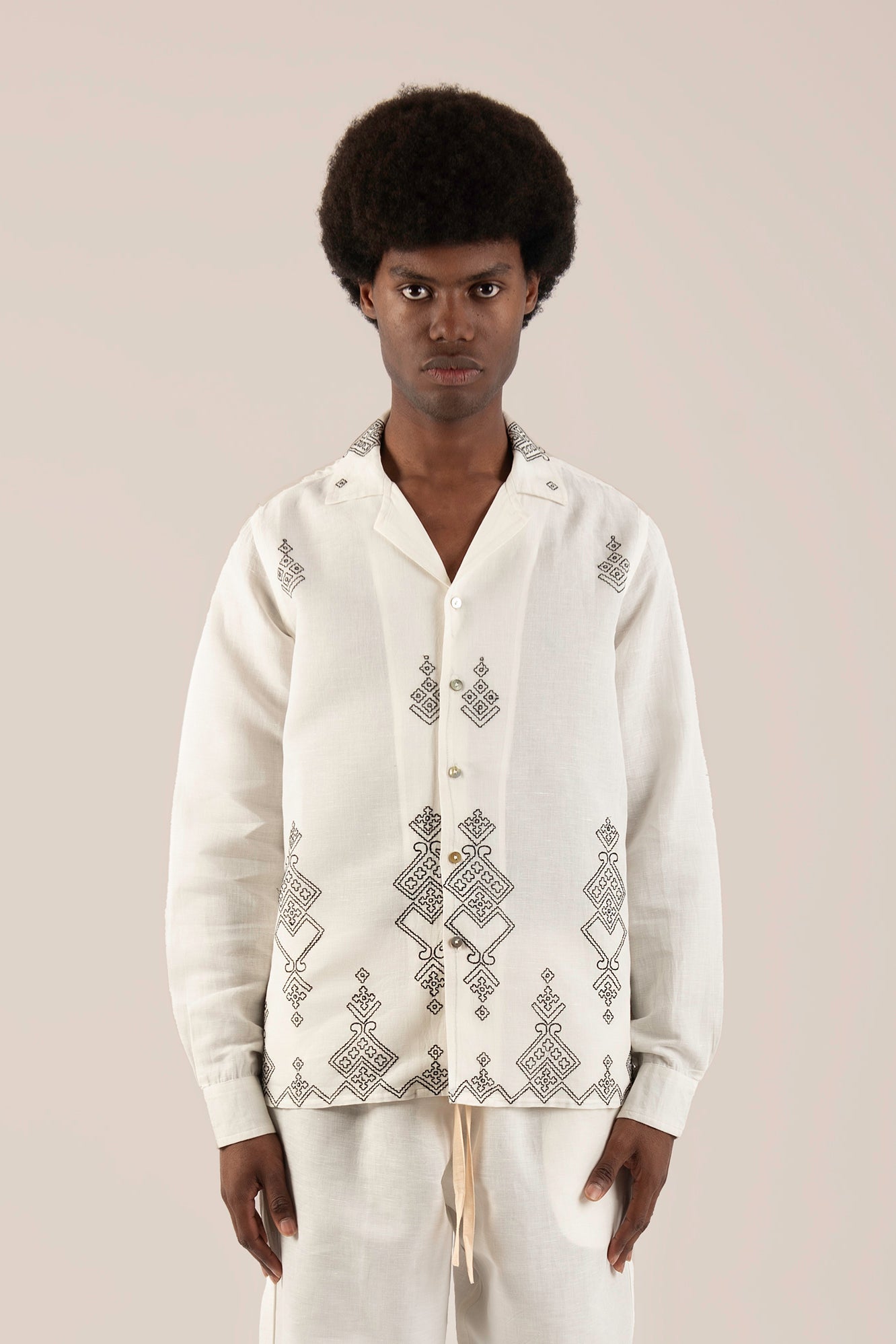 Camicia in 100% Lino con Ricamo Sindhi