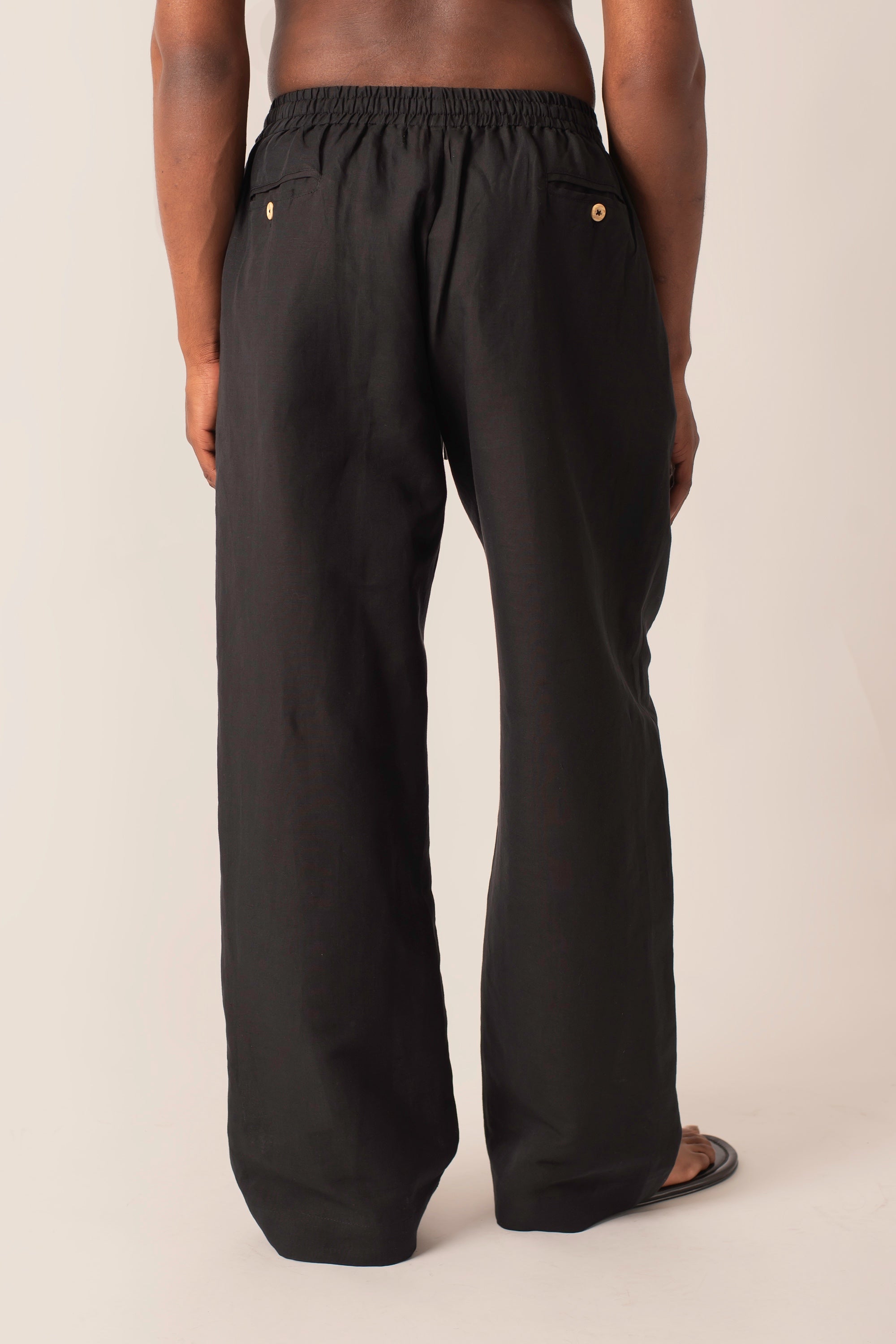 Pantalone in 100% Lino Gamba
Larga