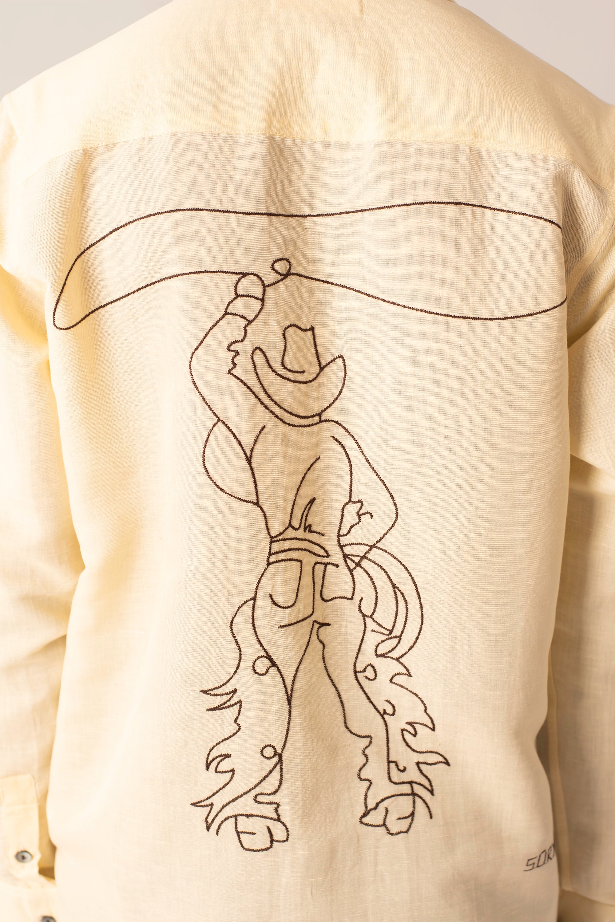 Camicia in 100% Lino con ricamo Cowboy